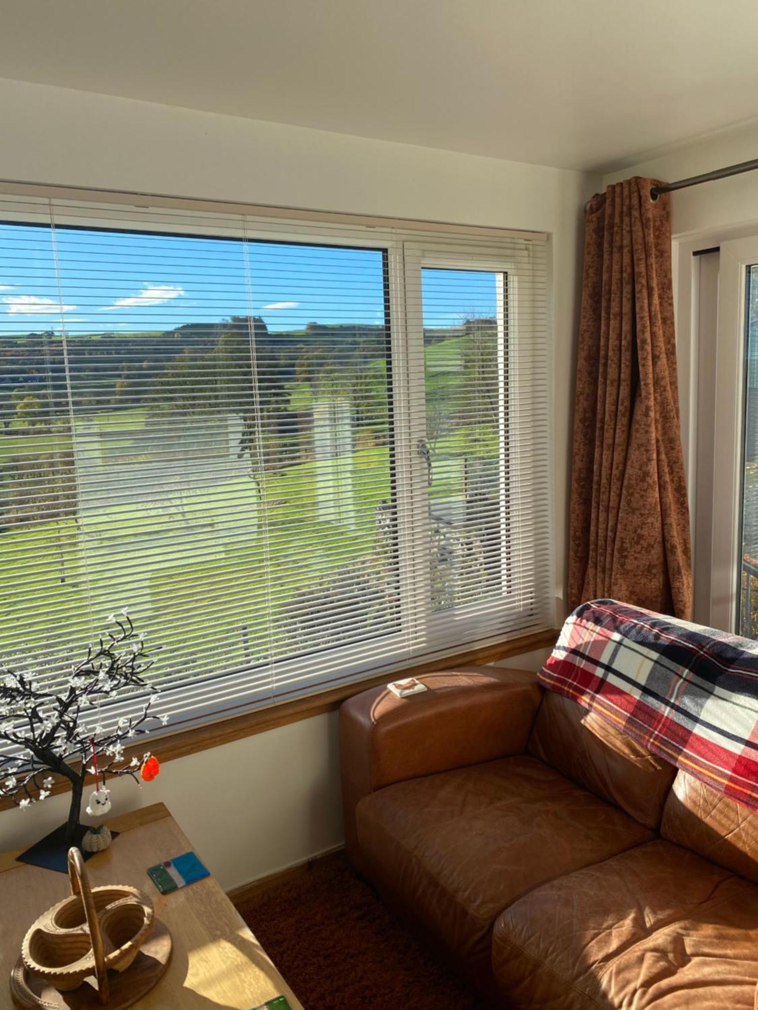 Jacquie'S B&B -Dumfries-Room With A View Exterior photo